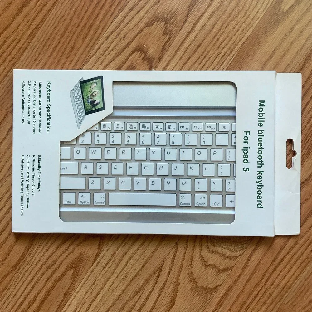 NEW - Mobile Bluetooth Keyboard for iPad 5
